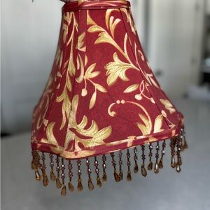 One Vintage Gold Gilt Decorator Table Lamp Shade